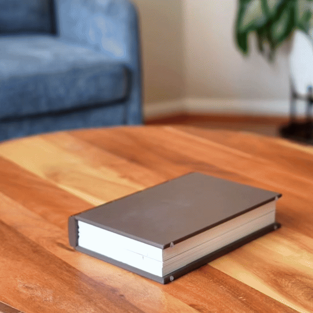 The Grandmaster’s Folio: Hand-Finished 3D Sculpted Chess